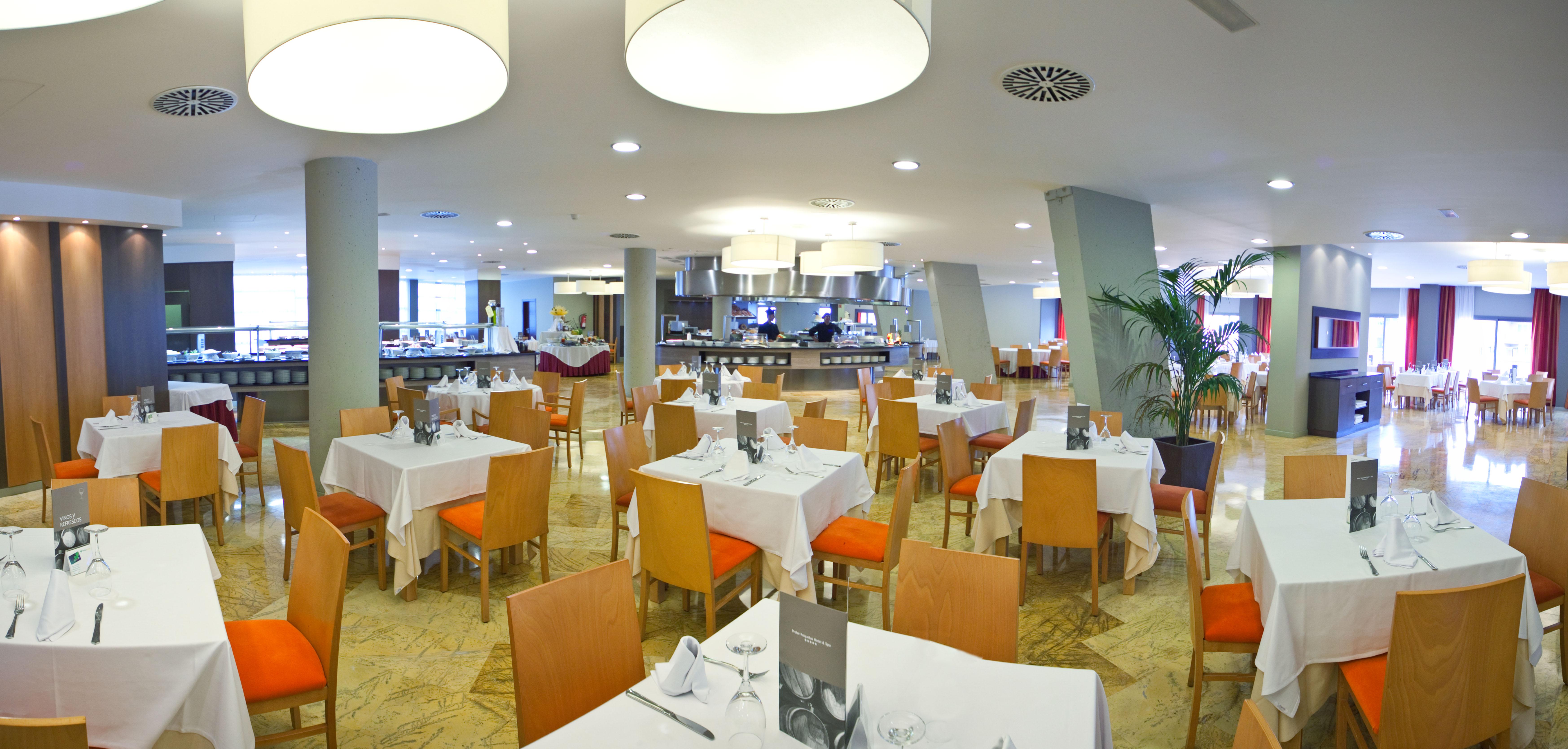 Protur Roquetas & Hotel 5*